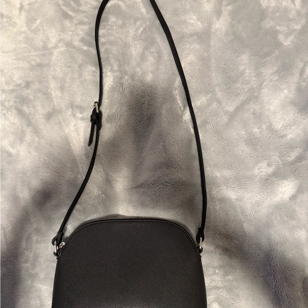 Elegant Black Crossbody Bag